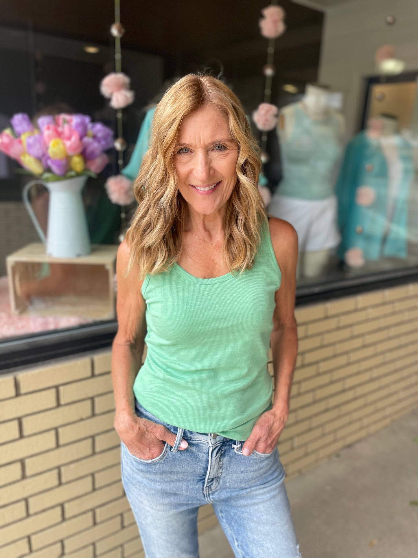 Loa Ribbed Tank