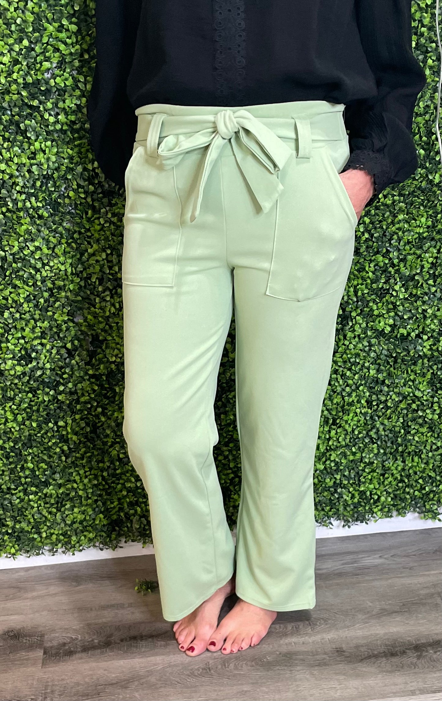 Kalvyn Tie Dress Pant