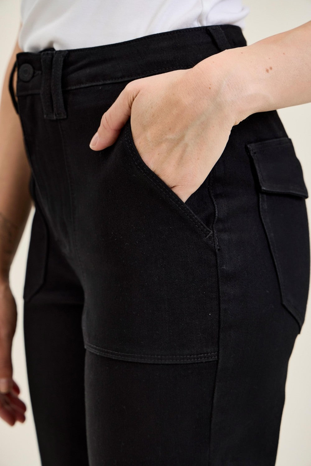 Aurora Weekender Black Jean