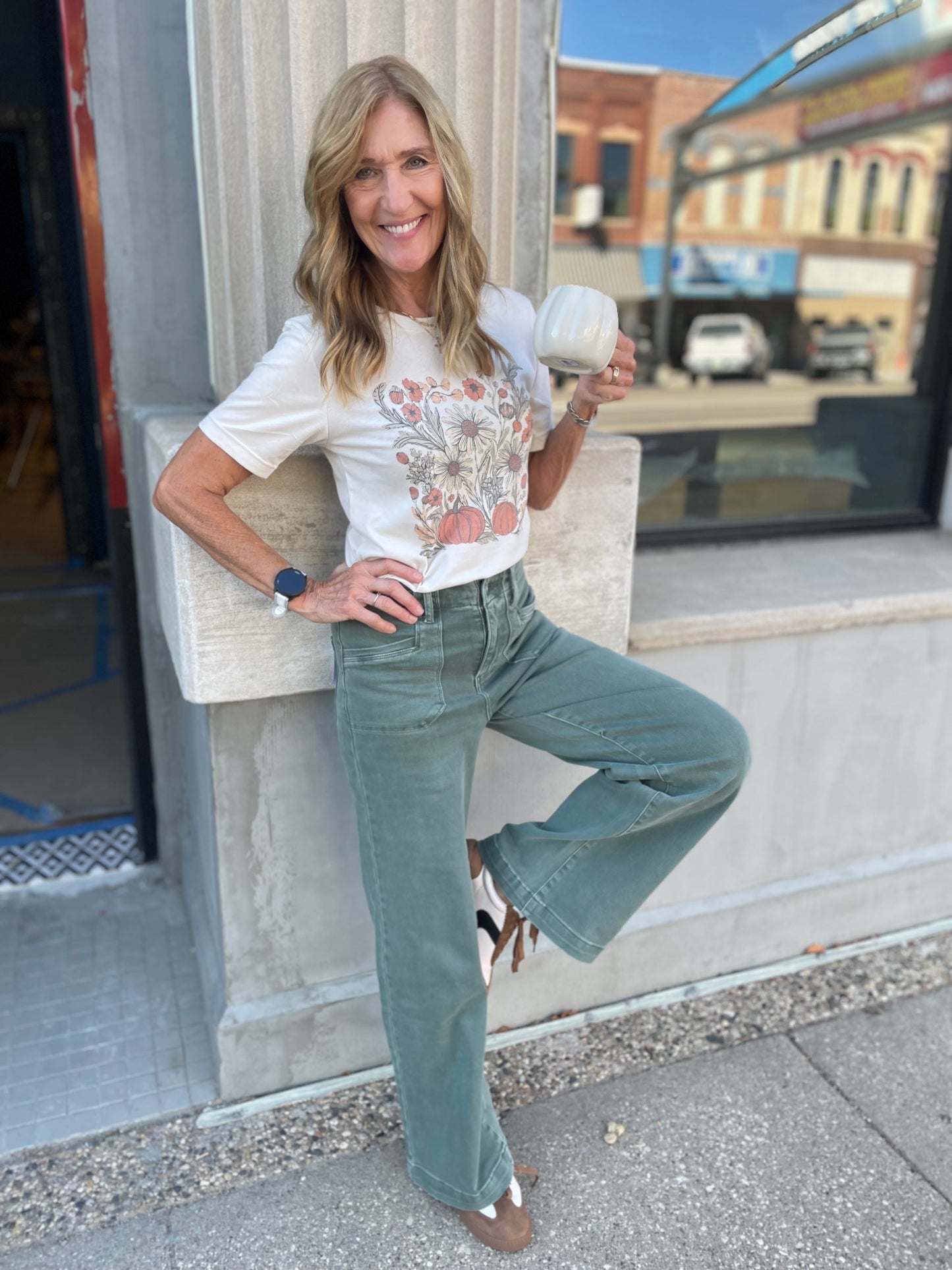 Karoline Cilantro Mica Jean