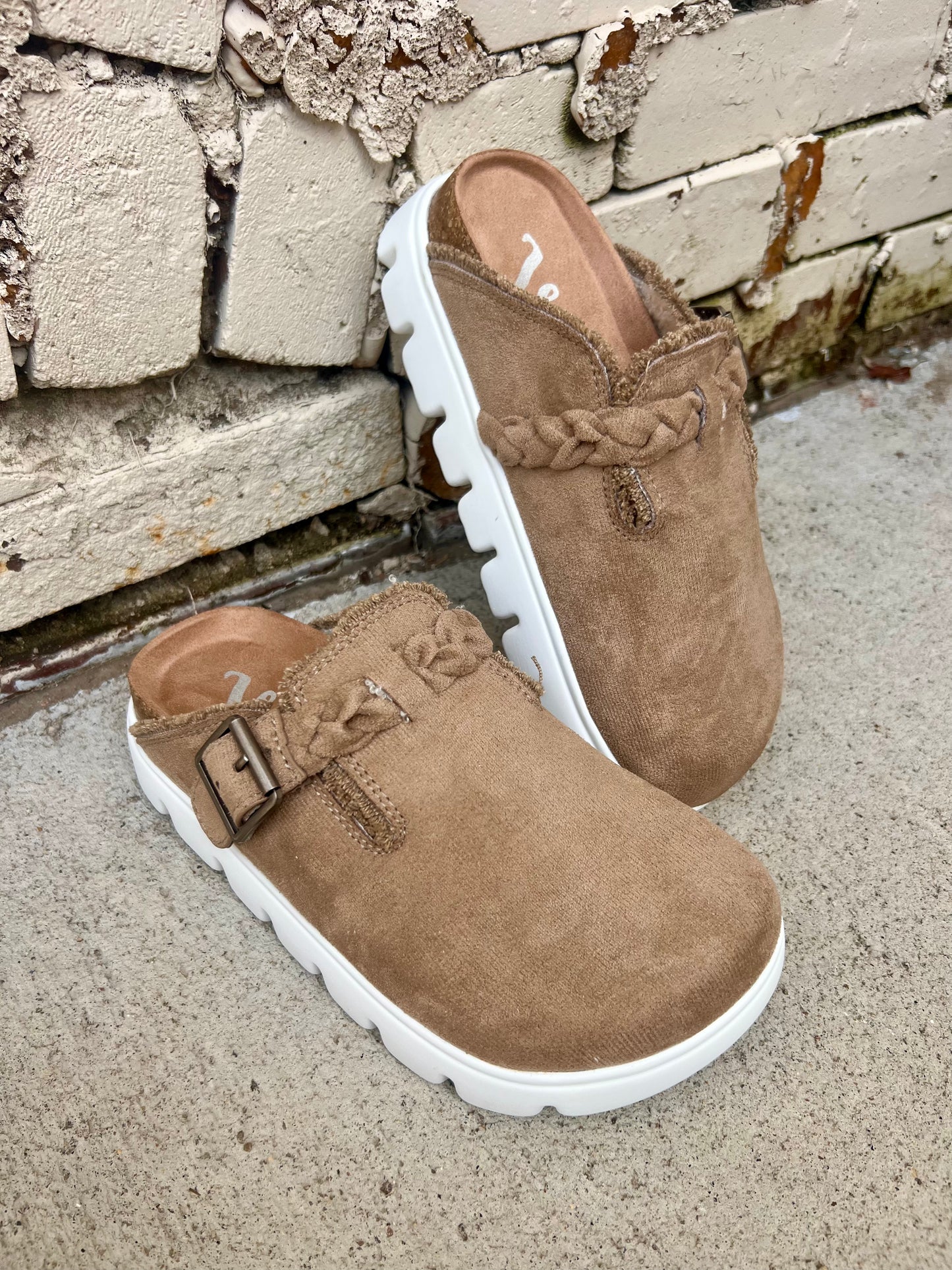 Cali Taupe Platform Slide
