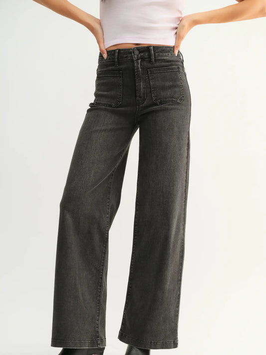 Jessyn Mini Patch Jean