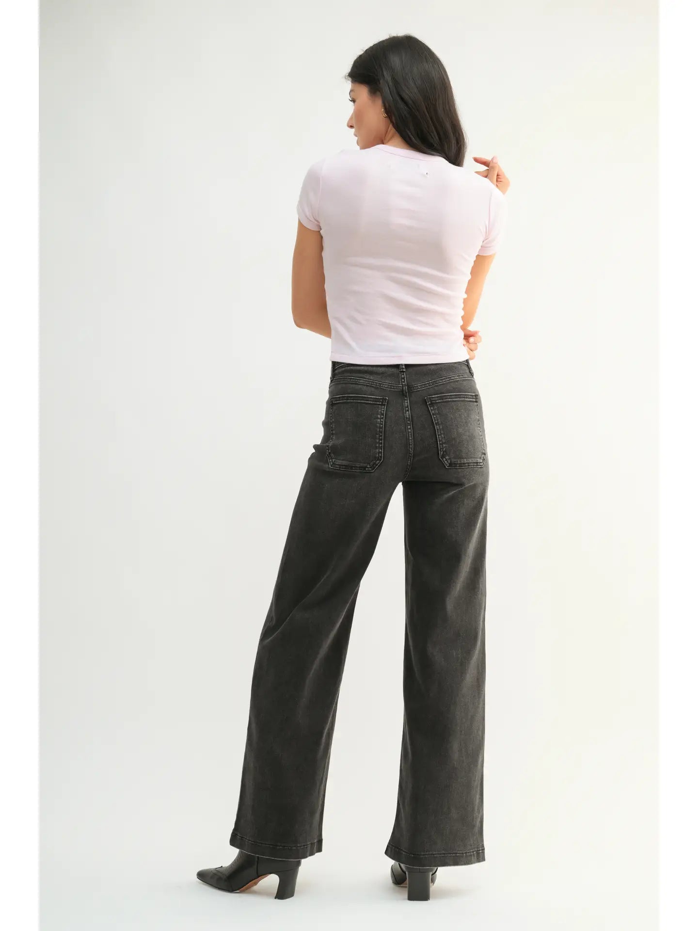 Jessyn Mini Patch Jean