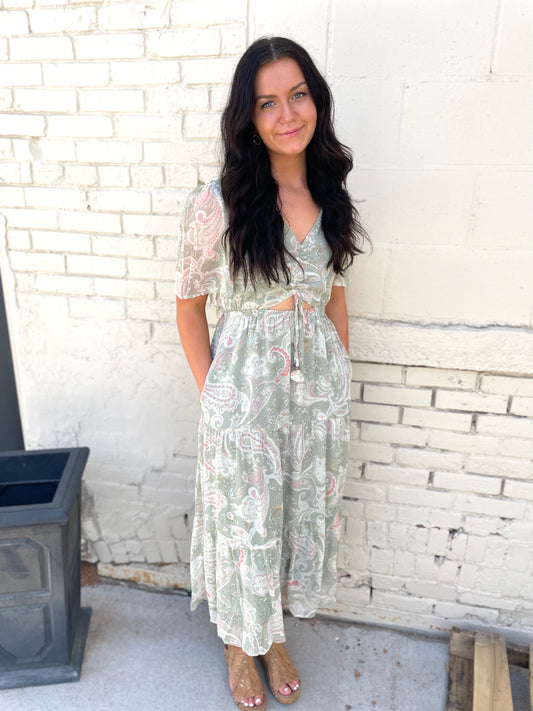 Feel like a goddess in our flowy chiffon tiered maxi dress! Trendy fashion, boutique, stylish women's clothing, chic apparel unique clothing store. fashion-forward